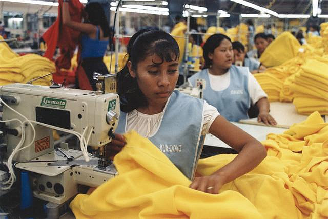 By marissaorton (Sweatshop project Uploaded by Gary Dee) [CC BY-SA 2.0 (http://creativecommons.org/licenses/by-sa/2.0)], via Wikimedia Commons