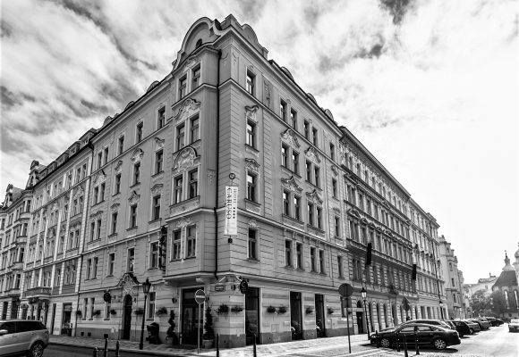 Akta Oděsa III: Hotel Caruso hledá své majitele