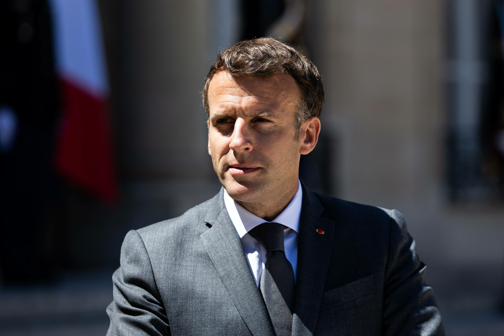 Paris, France, June 1st, 2021 - French President Emmanuel Macron and Armenian Prime minister give a press briefing foll Projekt Pegasus: Napíchnutý Macron