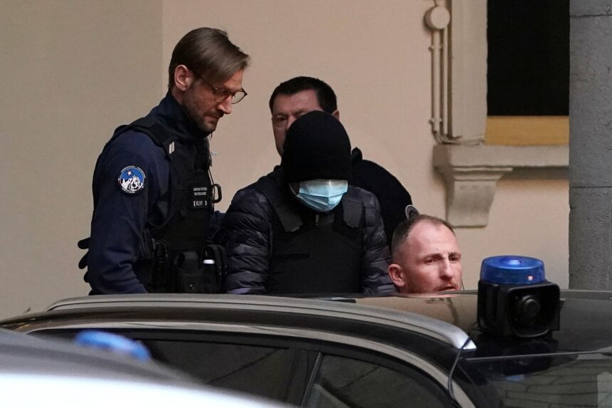 Ževagův „vysavač“. Policie zadržela ukrajinského oligarchu Ževaga, měl tunelovat banku i české slévárny