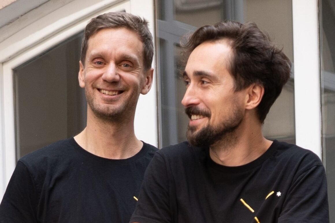 Jiri Slavicinsky Petr Gojda Odposlech je mezi finalisty Prix Bohemia Radio 2025. Podpořte nás svým hlasem