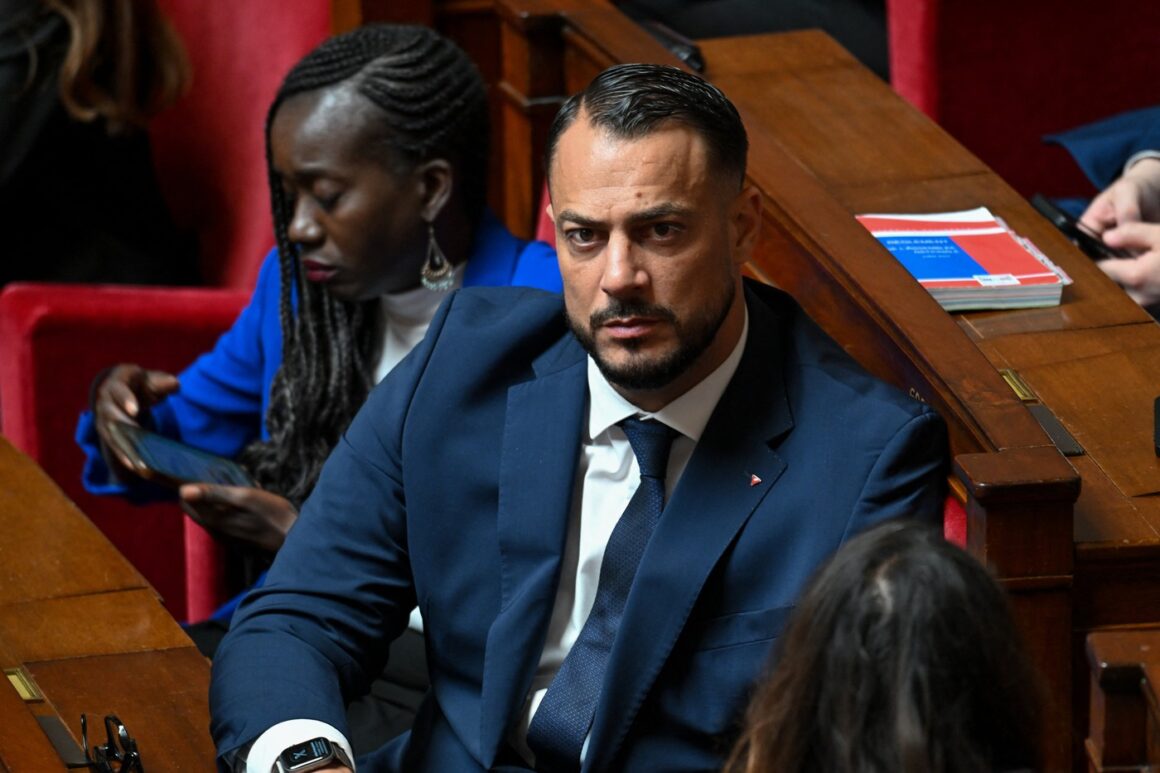 Session of Questions to The Government - Paris Operace Rokh Solis aneb jak izraelská firma zasahovala do francouzských voleb